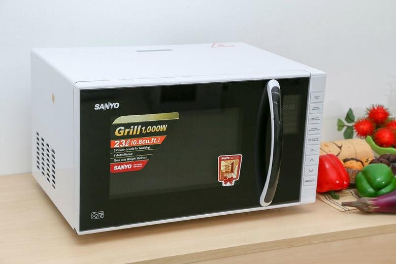 Lò vi sóng SANYO EM-G3650W 23 lít Lò vi sóng SANYO EM-G3650W 23 lít