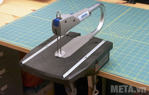 Máy cưa lọng bàn Dremel Motosaw