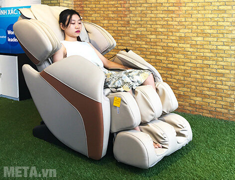 Ghế massage toàn thân Maxcare Max-616 Plus