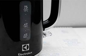 Bình siêu tốc Electrolux EEK3505K