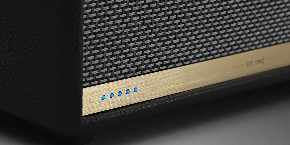 Loa được tích hợp trợ lý ảo Alexa giúp bạn có trải nghiệm sử dụng tiện lợi