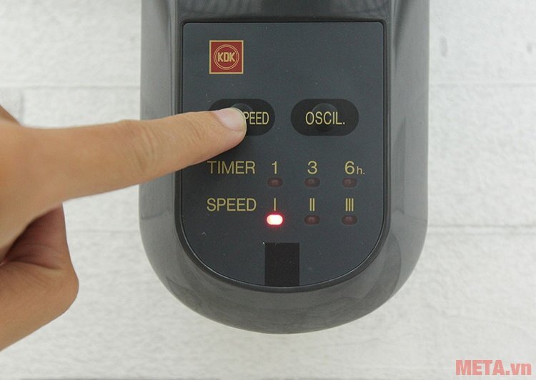 Quạt treo tường KDK M40M Quạt treo tường KDK M40M