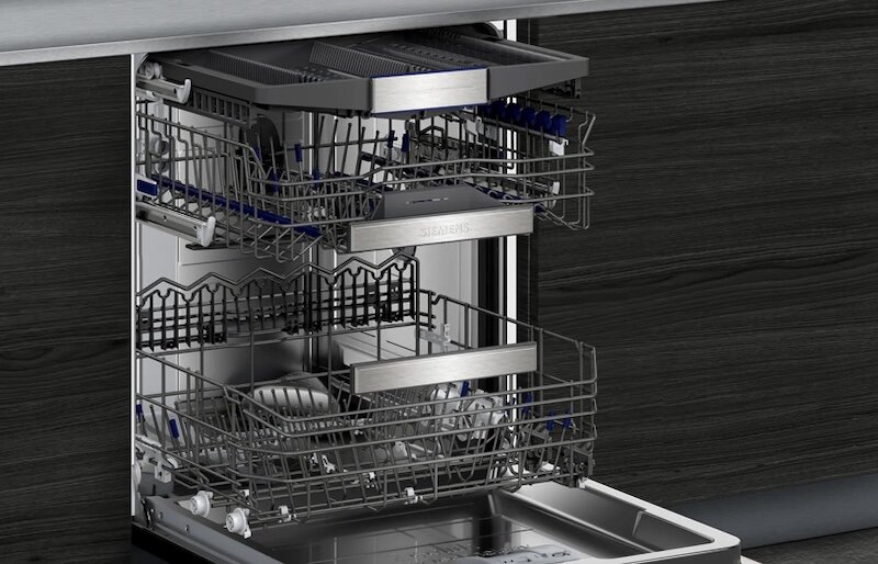 Máy rửa bát Siemens SN87TX00CE được trang bị một loạt các tiện ích thông minh 