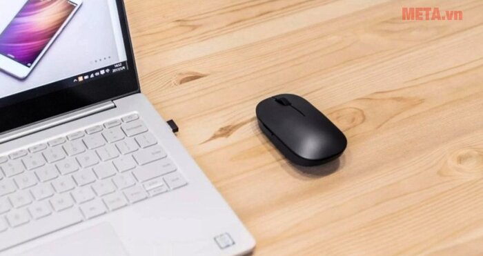 Chuột không dây Xiaomi Mi Wireless WSB01TM/HLK4013GL (trắng/đen)