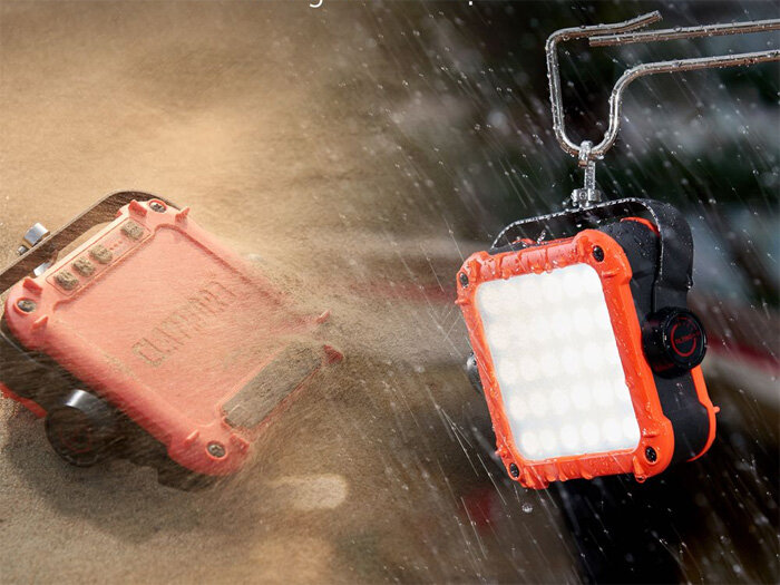 Đèn đi phượt tích điện LED Prism Claymore CLII-1000