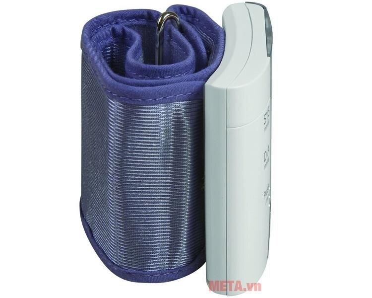 Máy đo huyết áp điện tử cổ tay CH-657