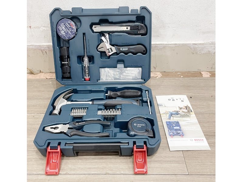 Bộ dụng cụ đa năng 66 món Bosch
