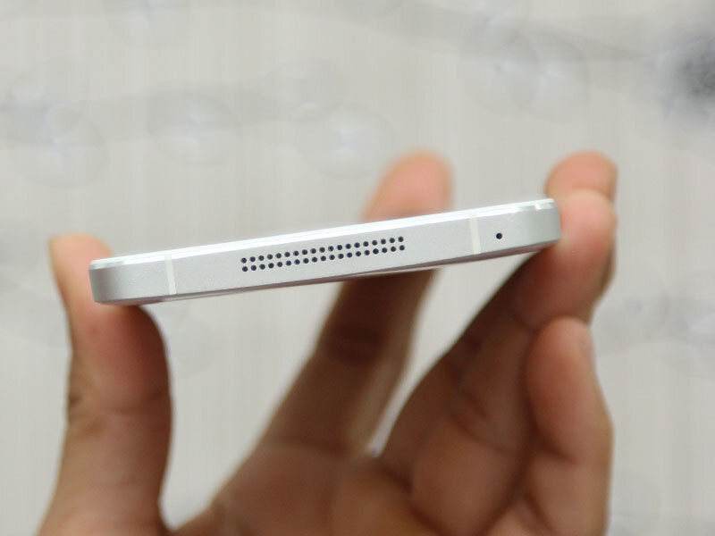 Điện thoại Mobiistar Prime 558