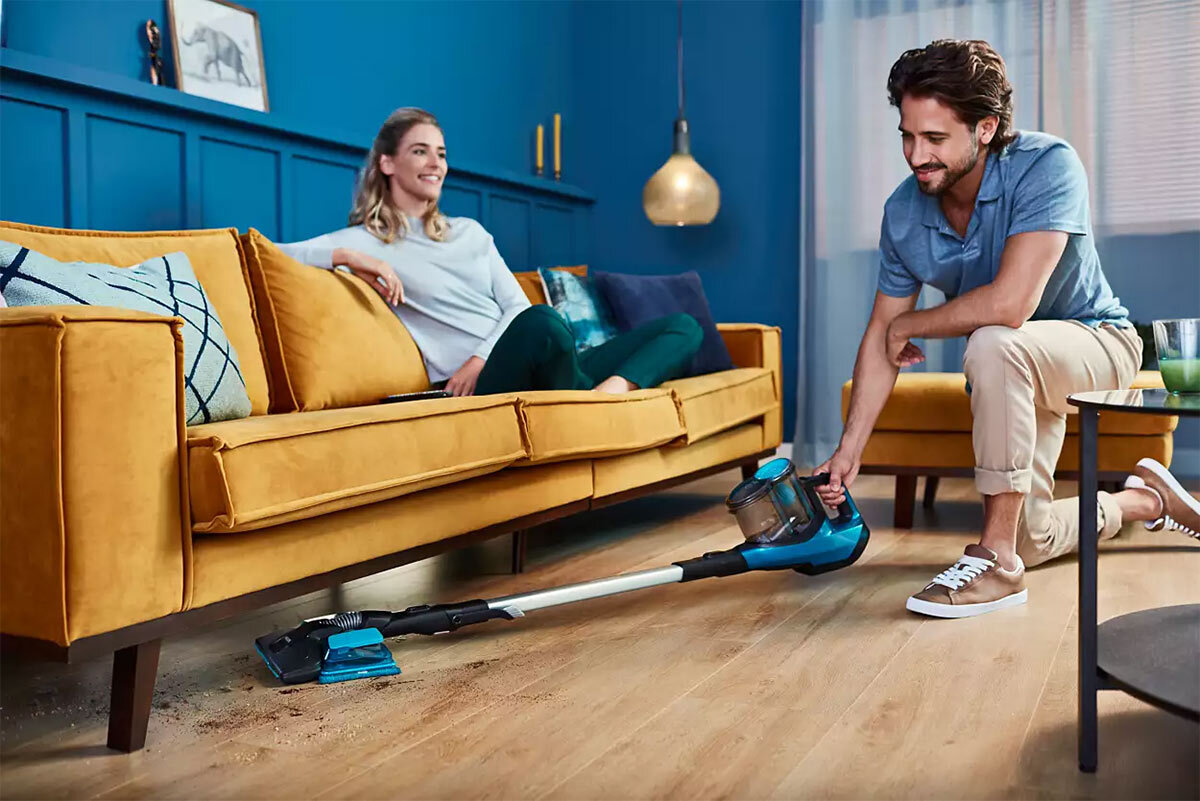 Máy Hút Bụi Philips FC6728/01 thu gom 98% bụi bẩn trong một lần đẩy