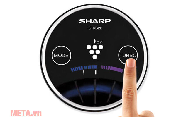 Máy lọc không khí trên ô tô Sharp IG-DC2E