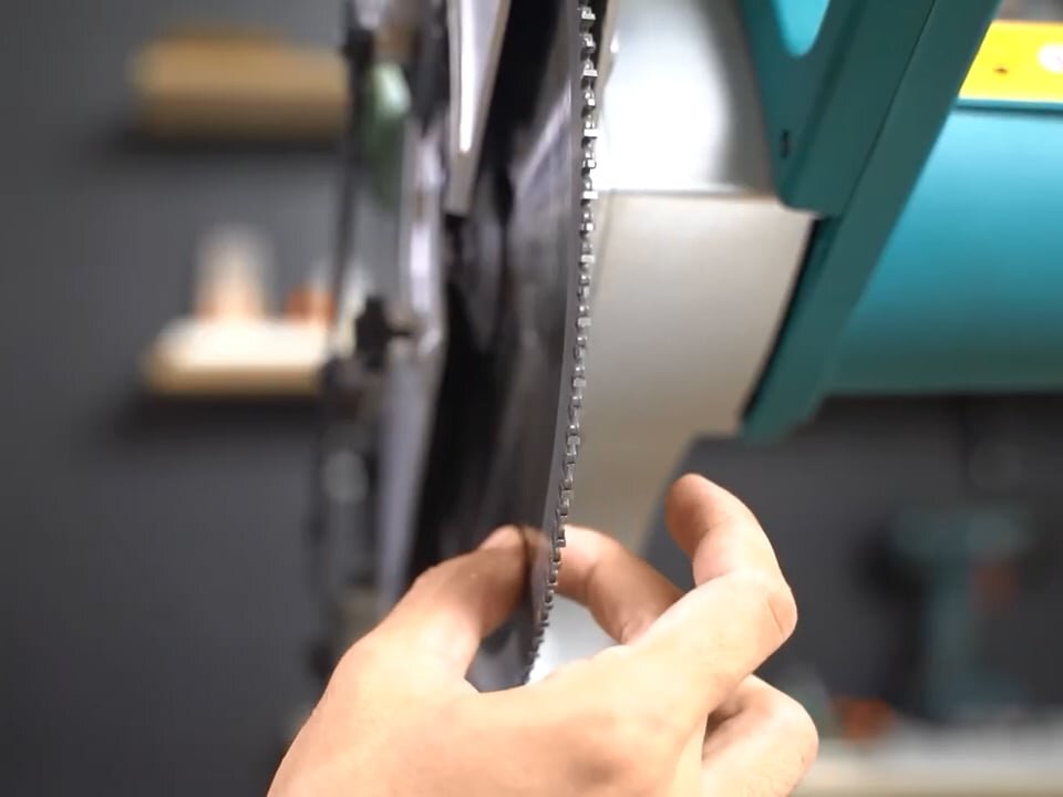 Lưỡi cắt kim loại Máy cắt nhôm