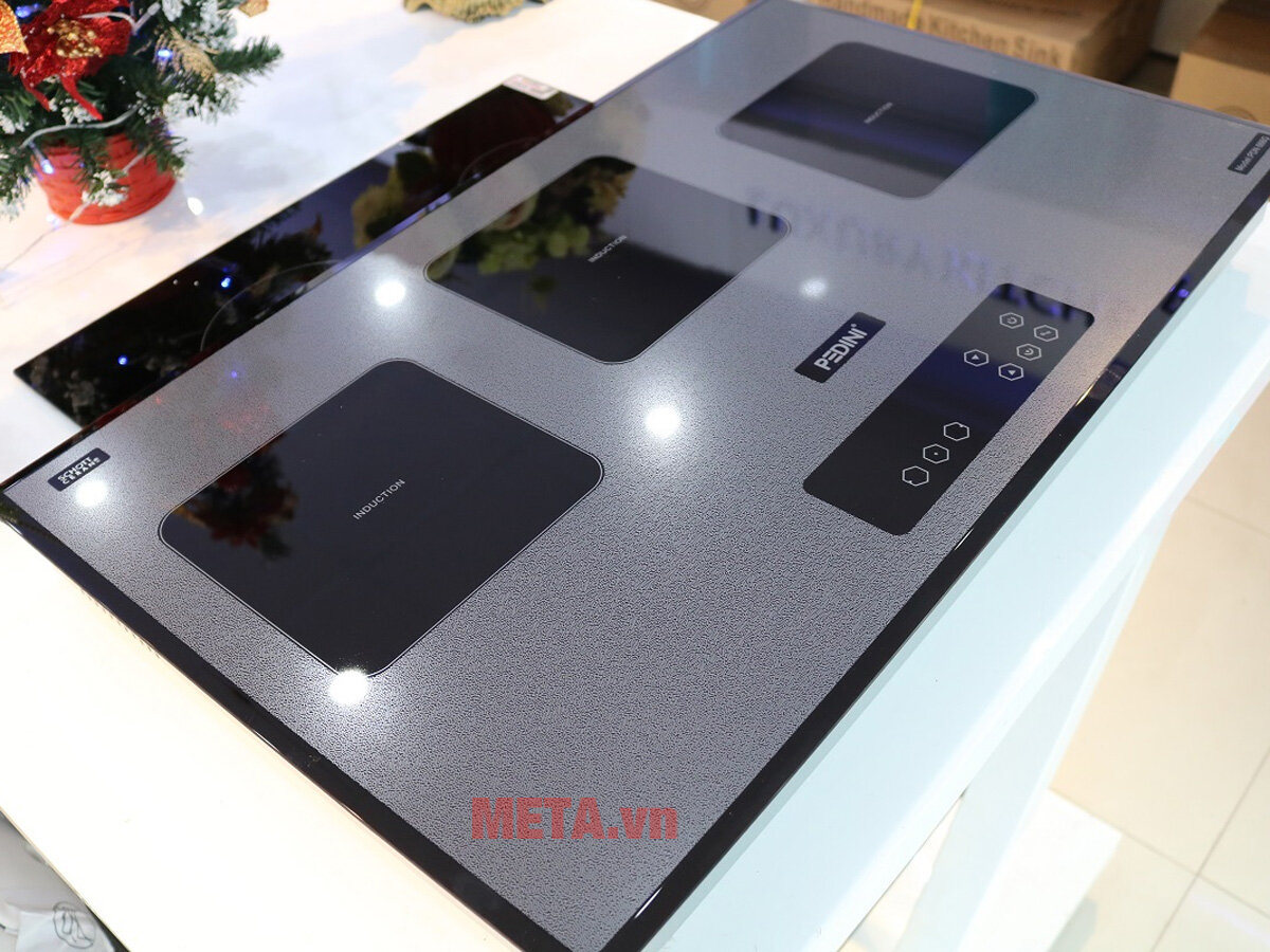 Bếp điện kết hợp ba vùng nấu Pedini PDN 666G