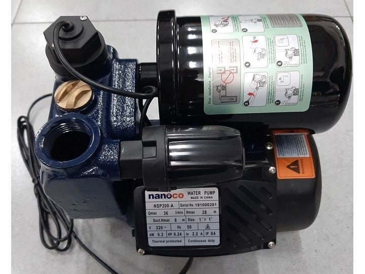 Máy bơm nước nóng tăng áp điện tử Nanoco NSP200-A