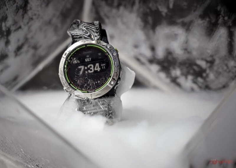 Đồng hồ thông minh Garmin Enduro hỗ trợ tập luyện