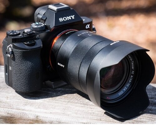 Ống Kính Sony E 16-70mm F4 ZA OSS (SEL1670Z)