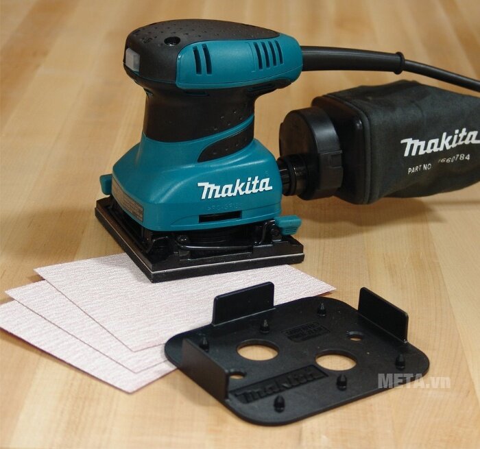 Máy chà nhám rung Makita BO4556