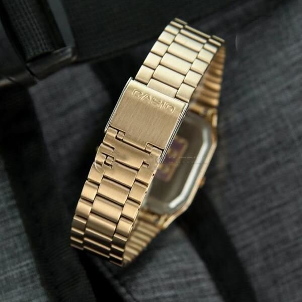 Đồng hồ nam Casio AQ-230GA-9DMQ (dây Inox) Đồng hồ nam Casio AQ-230GA-9DMQ (dây Inox)