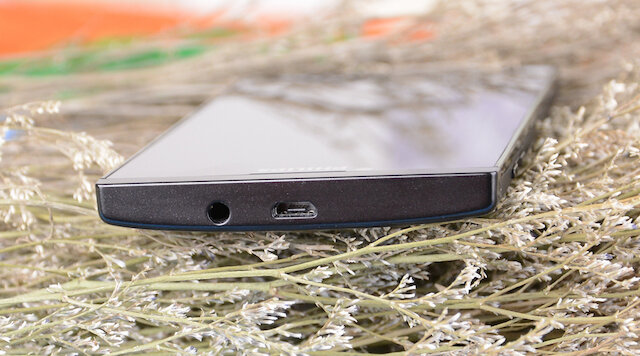 Điện thoại Philips S398