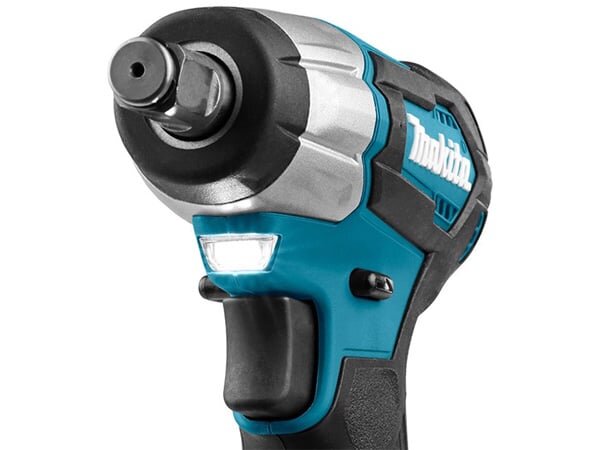 Máy siết bu lông dùng pin Makita DTW181Z được tích hợp đèn LED tiện dụng Máy siết bu lông dùng pin Makita DTW181Z