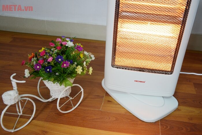 Quạt sưởi điện 3 bóng Halogen Hichiko HC-1205A