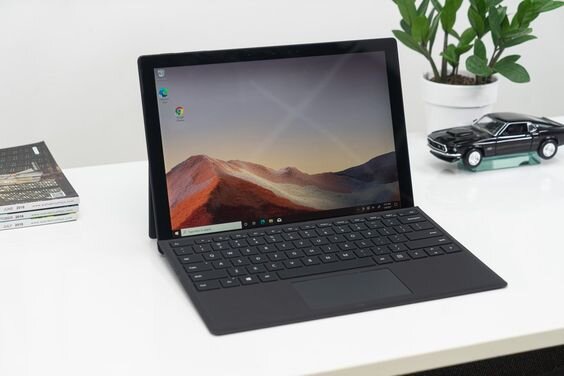 Microsoft Surface Pro 7 - Ảnh 1