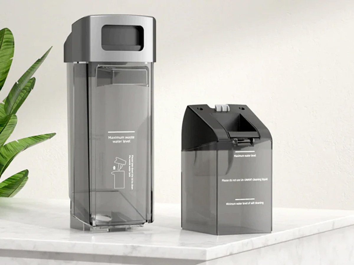 X100 sở hữu bình nước sạch và nước thải 600ml