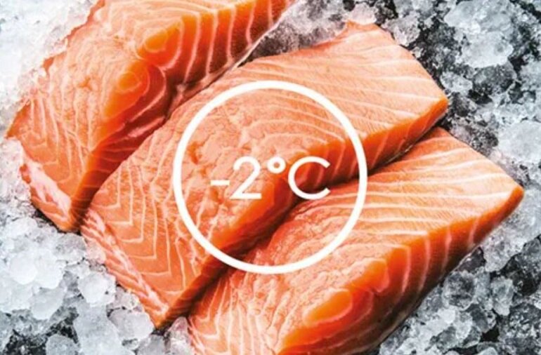 Tủ lạnh Electrolux inverter EBB3402K-H