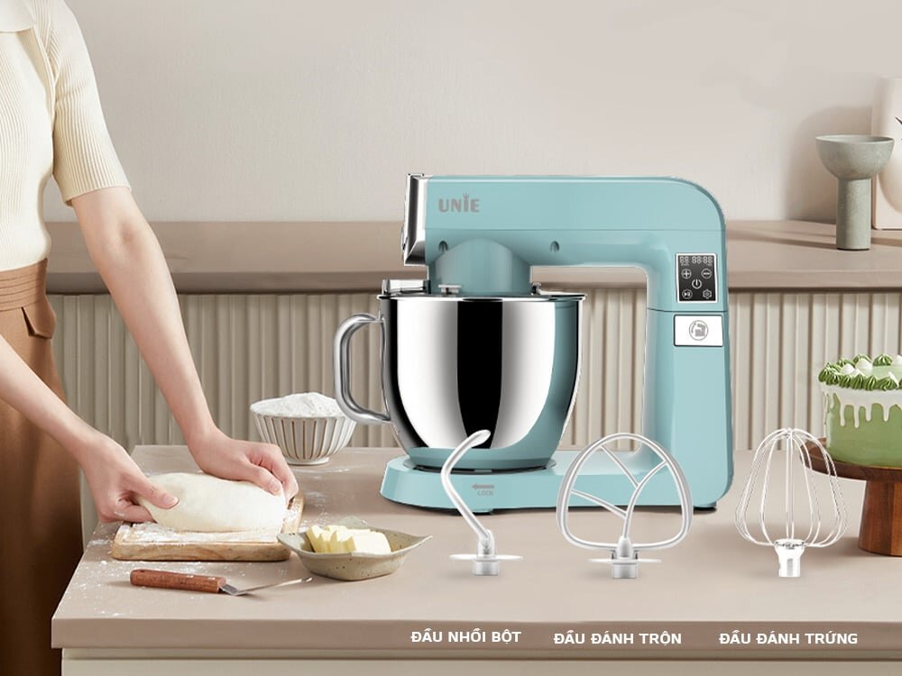 Máy trang bị thêm nhiều phụ kiện khác