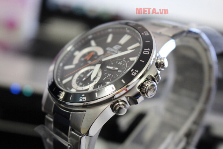 Đồng hồ Edifice EFV-570D-1AVUDF