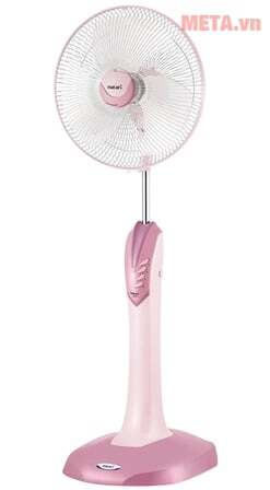 Quạt đứng Hatari HT-P16M3 sở hữu 3 tốc độ gió mạnh mẽ Quạt đứng 3 cánh