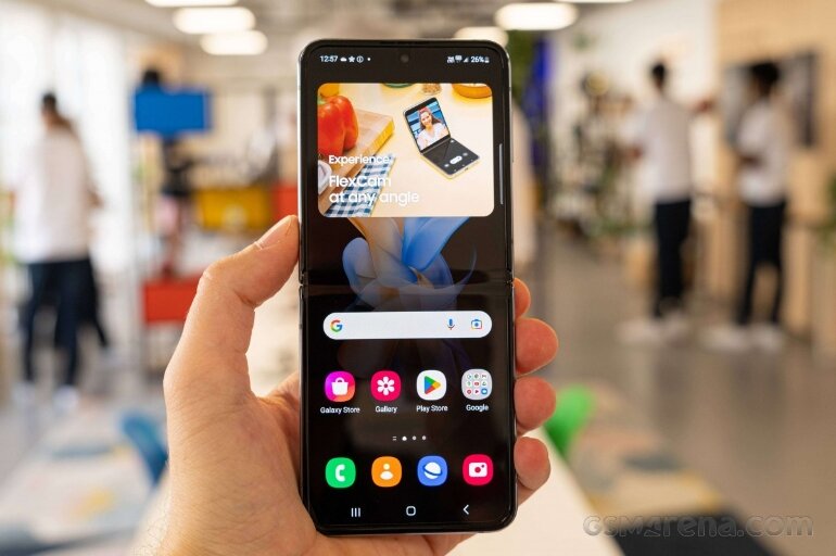 samsung galaxy z flip4 8gb/512gb