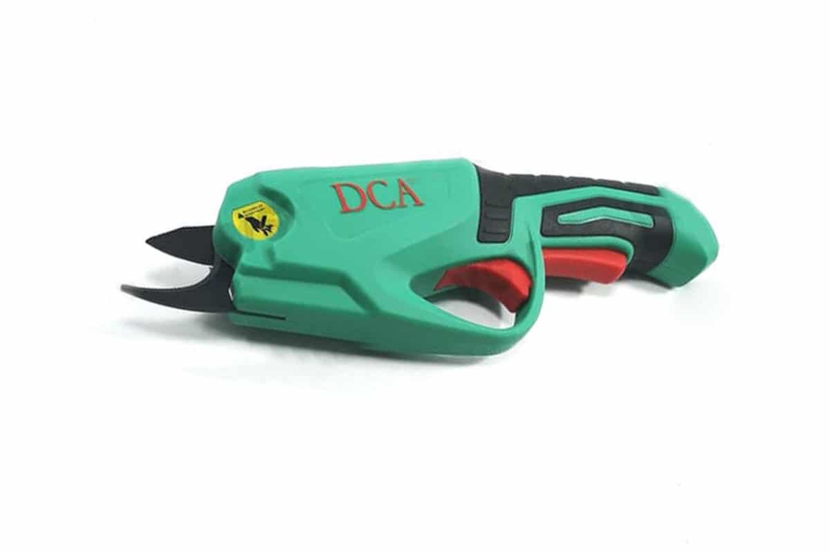 Máy cắt cành cây pin 4V DCA ADYD14