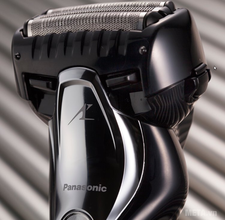 Máy cạo râu Panasonic ES-ST2N-K751