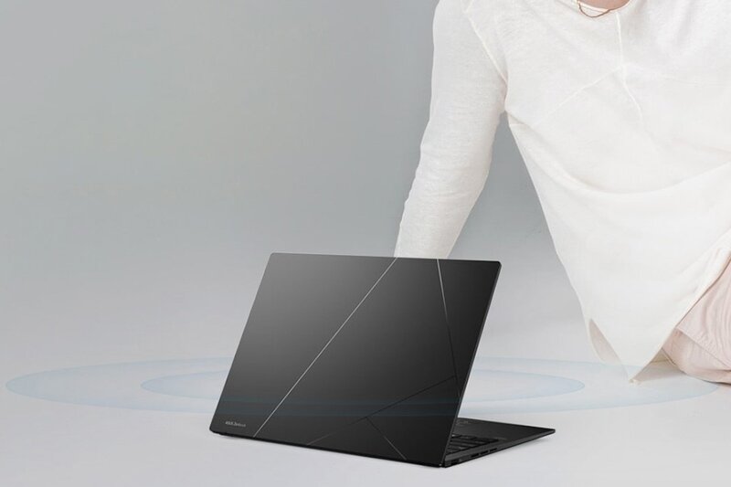 Asus Zenbook 14 OLED UM3406KA-PP555WS 5