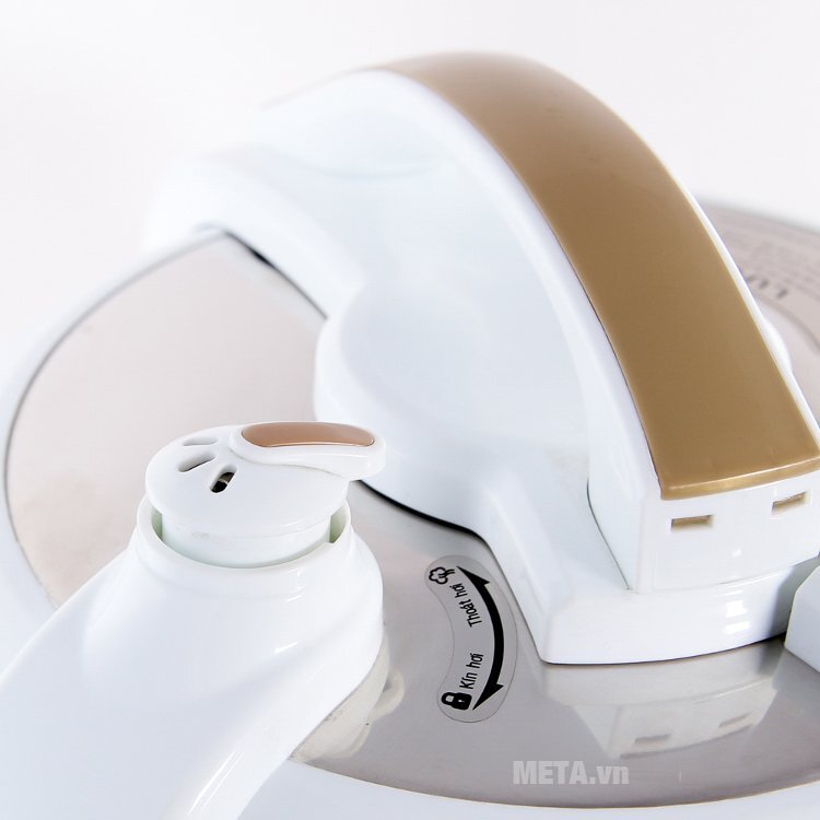 Nồi áp suất điện tử đa năng Sunhouse SHD1758 - 5 lít