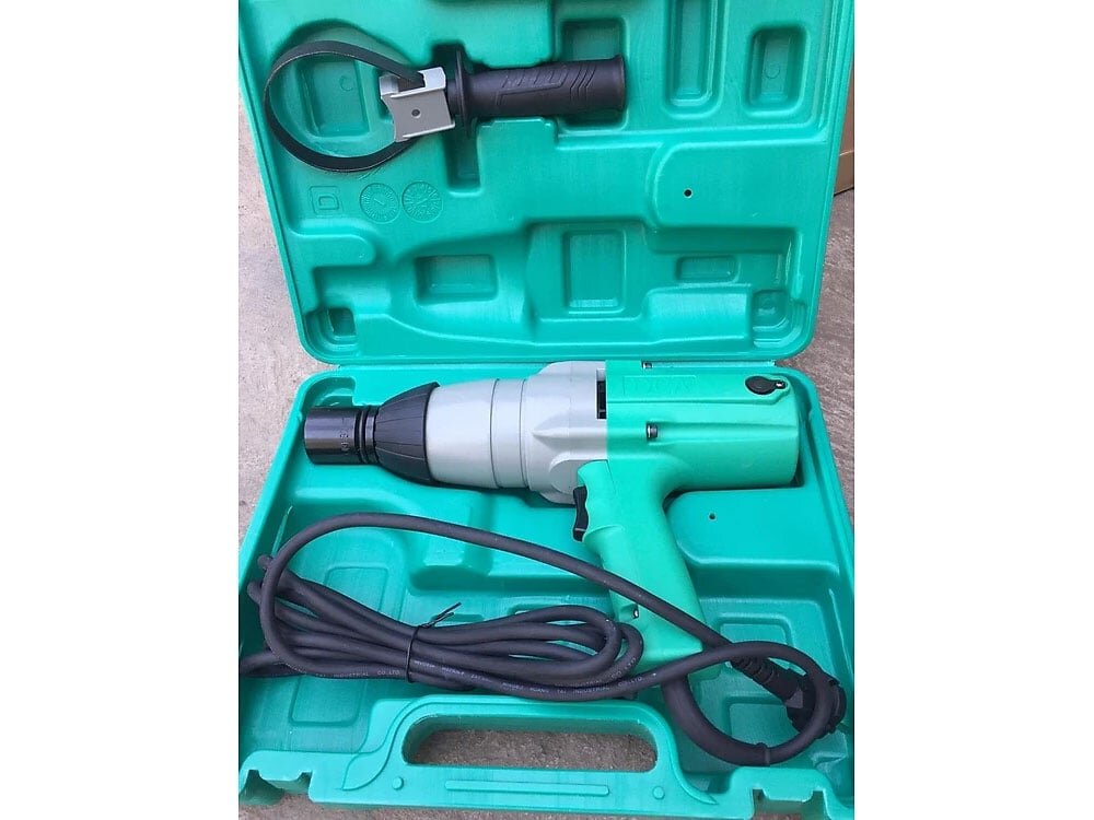 Máy siết bu lông điện 450W DCA APB16