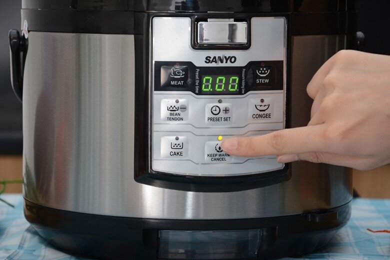 Nồi áp suất điện Sanyo ECJ-JH9065D 5.0 lít Nồi áp suất điện Sanyo ECJ-JH9065D 5.0 lít