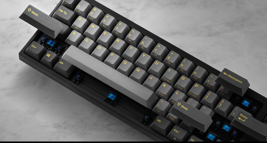 Bàn phím cơ Leopold FC660MBT (Black Black Yellow)
