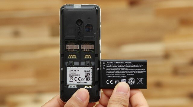 Điện thoại Nokia 220