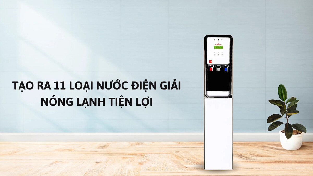 Robot UHC-6911 có khả năng tạo ra 11 loại nước điện giải nóng lạnh