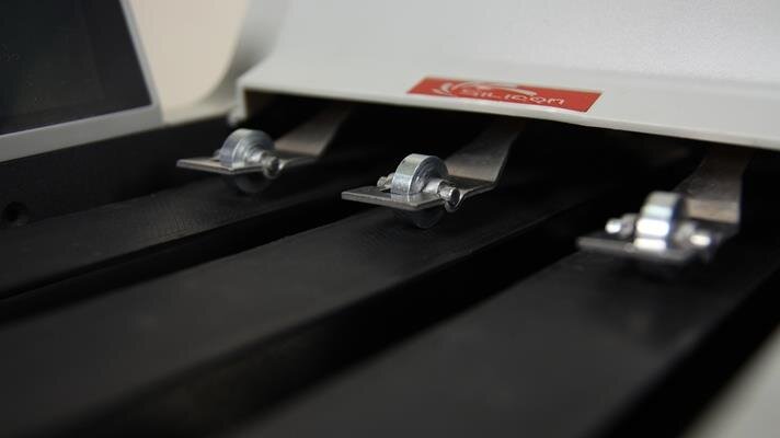 Máy đếm tiền thông minh SILICON MC-8800 - Phát hiện tiền Siêu giả