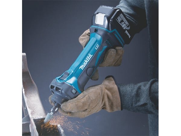 Máy mài khuôn dùng pin Makita DGD801Z có thiết kế gọn gàng Máy mài khuôn dùng pin Makita DGD801Z