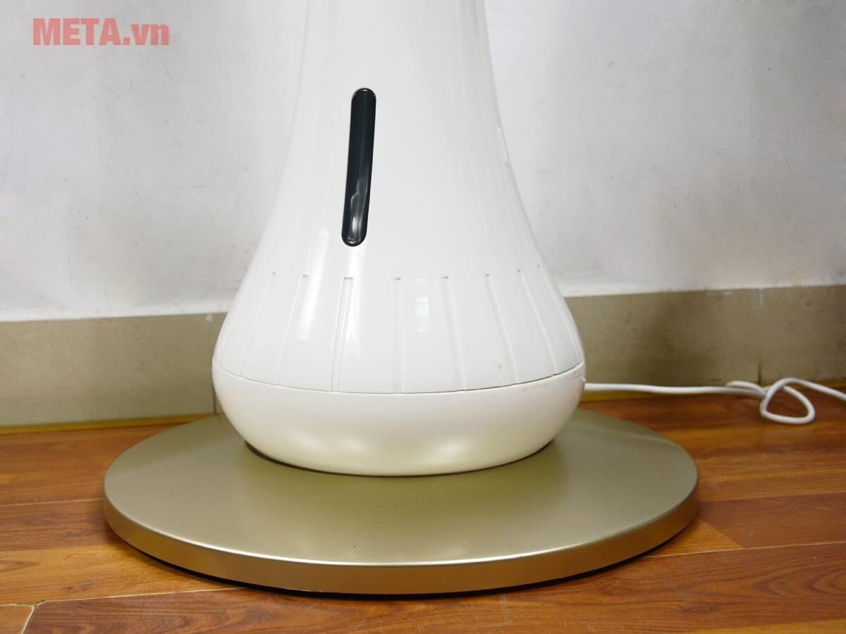 Quạt phun sương Kangaroo KG200C