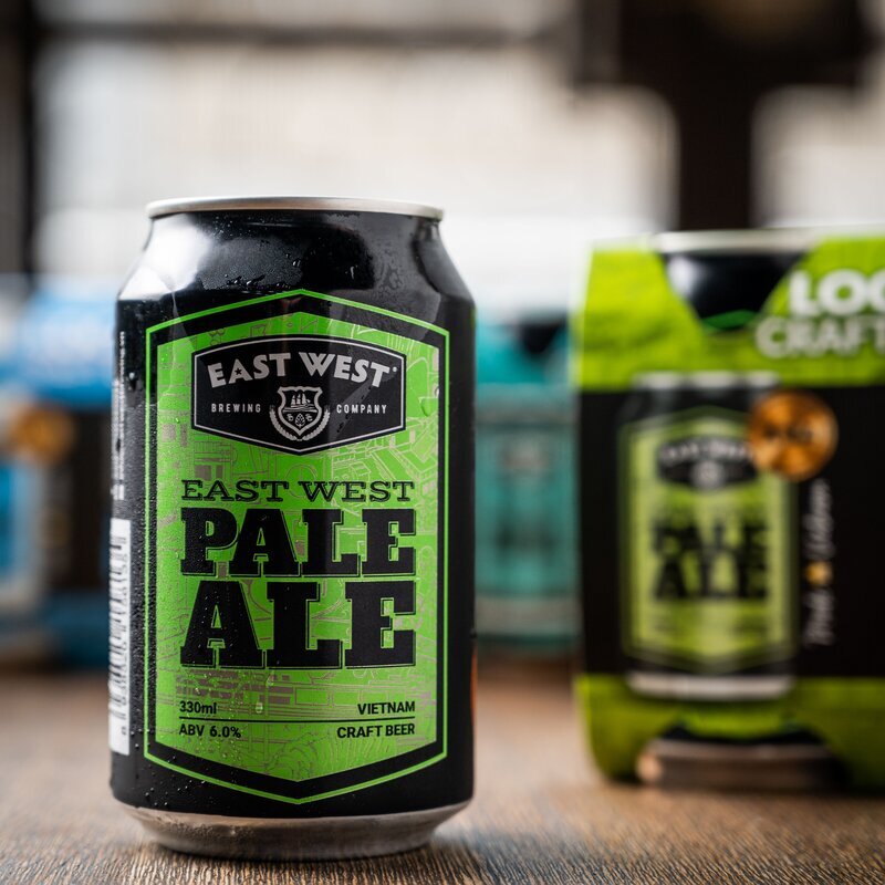 Bia East West Pale Ale lon 330ml