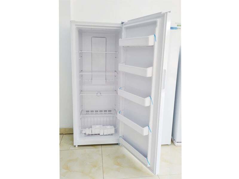 Hình ảnh bên trong Tủ đông đứng Alaska IF-390N Tủ đông đứng Alaska IF-390N