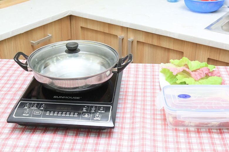 Bếp từ Sunhouse SHD6146