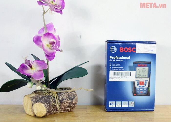 Máy đo khoảng cách laser Bosch GLM 250 VF