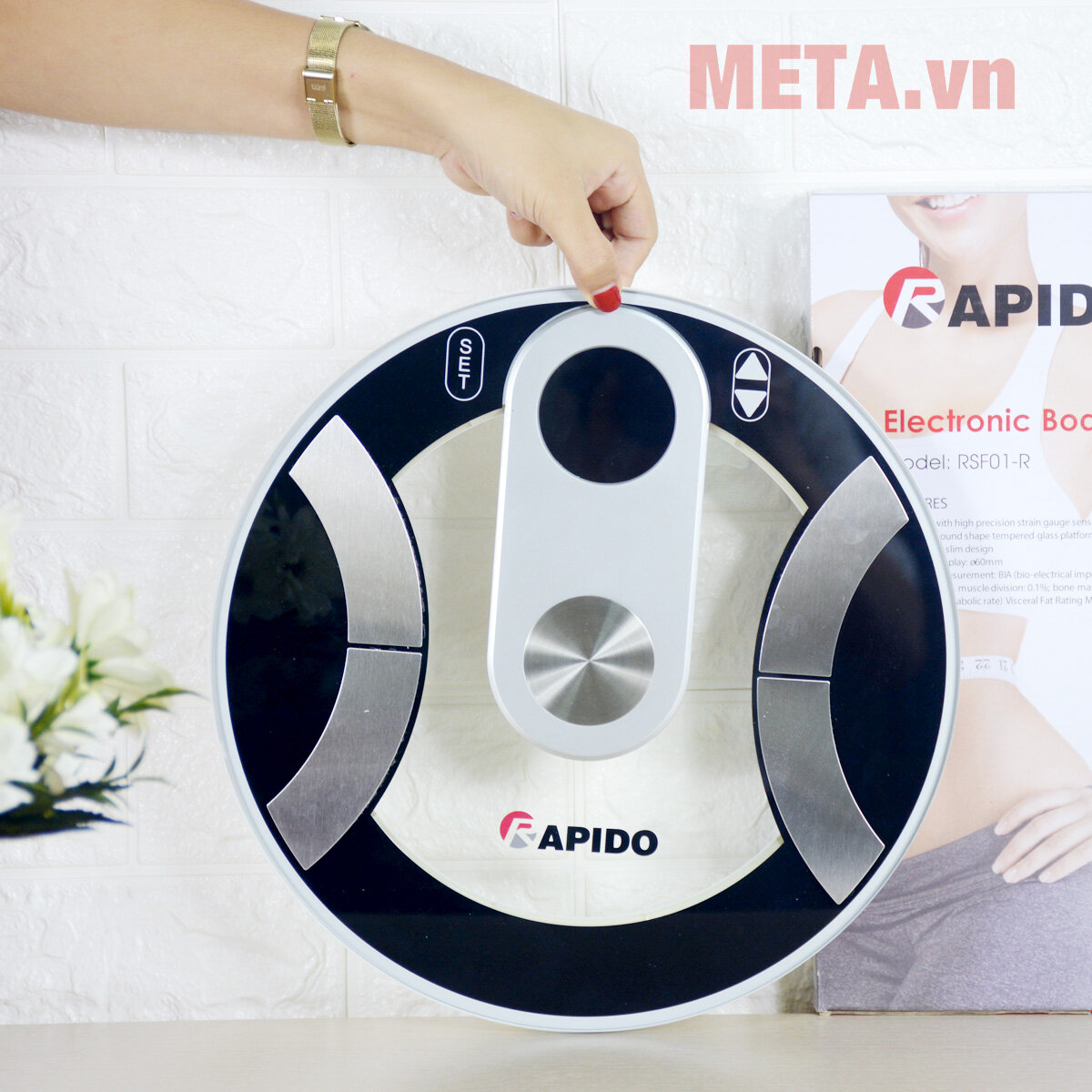 Cân sức khỏe phân tích chỉ số cơ thể Rapido RSF01-R (NAC90039)