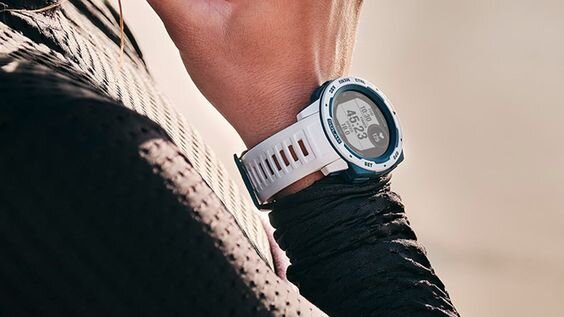 Garmin Instinct Solar Cloudbreak 1