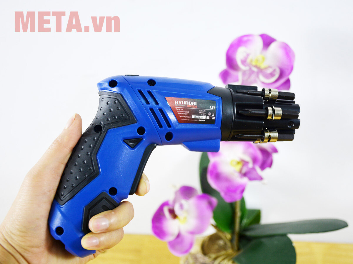 Máy bắt vít Hyundai HBV2030